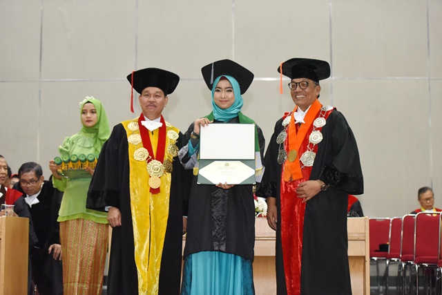 Wisuda 09 2018 6