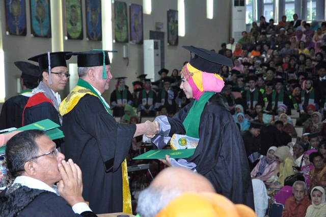 Wisuda 2015 1