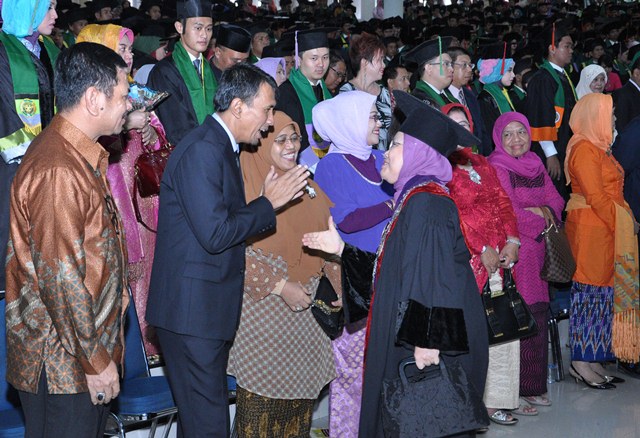 Wisuda 2015 2