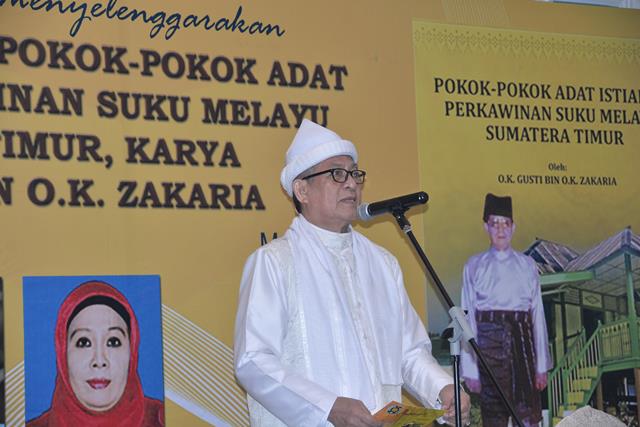 Adat Melayu d