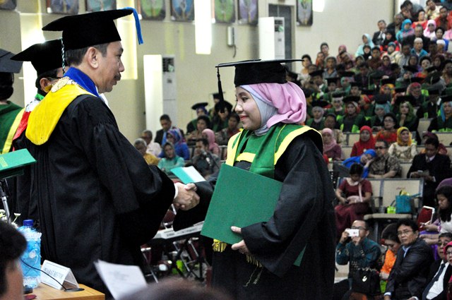 Wisuda Agustus 2015 2