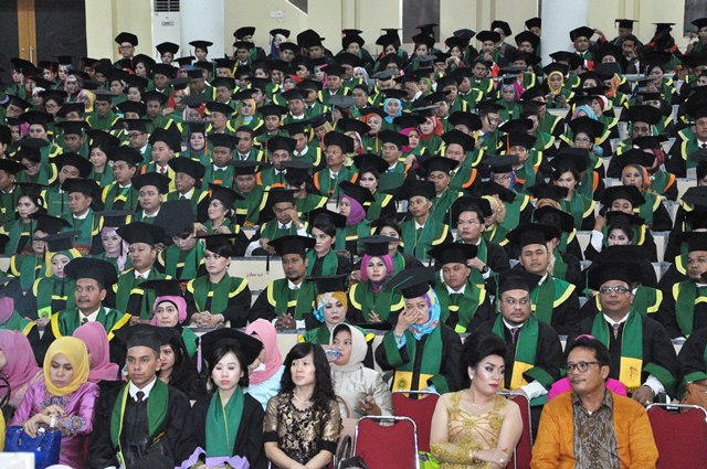 Wisuda Agustus 2015 3